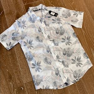 Hawaiian print Travis Mathew button down